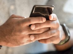 AI 聊天机器人在新研究中显示出对抗反犹太阴谋论的有效性 AI 聊天机器人在新研究中显示出对抗反犹太阴谋论的有效性