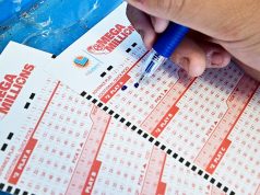 乔治亚售出的单张彩票中擒得9.8亿美元的美国亿万大奖 喬治亞售出的單張彩票中擒得9.8億美元的美國億萬大獎