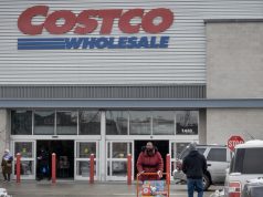 Costco 超过华尔街的销售和营收预期 Costco 超过华尔街的销售和营收预期